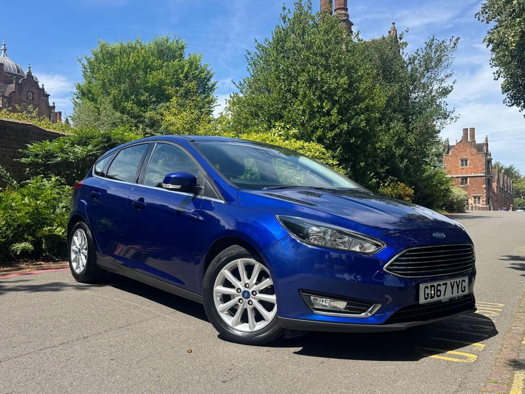 Ford Focus Hatchback 1.0T EcoBoost Titanium Euro 6 (s/s) 5dr