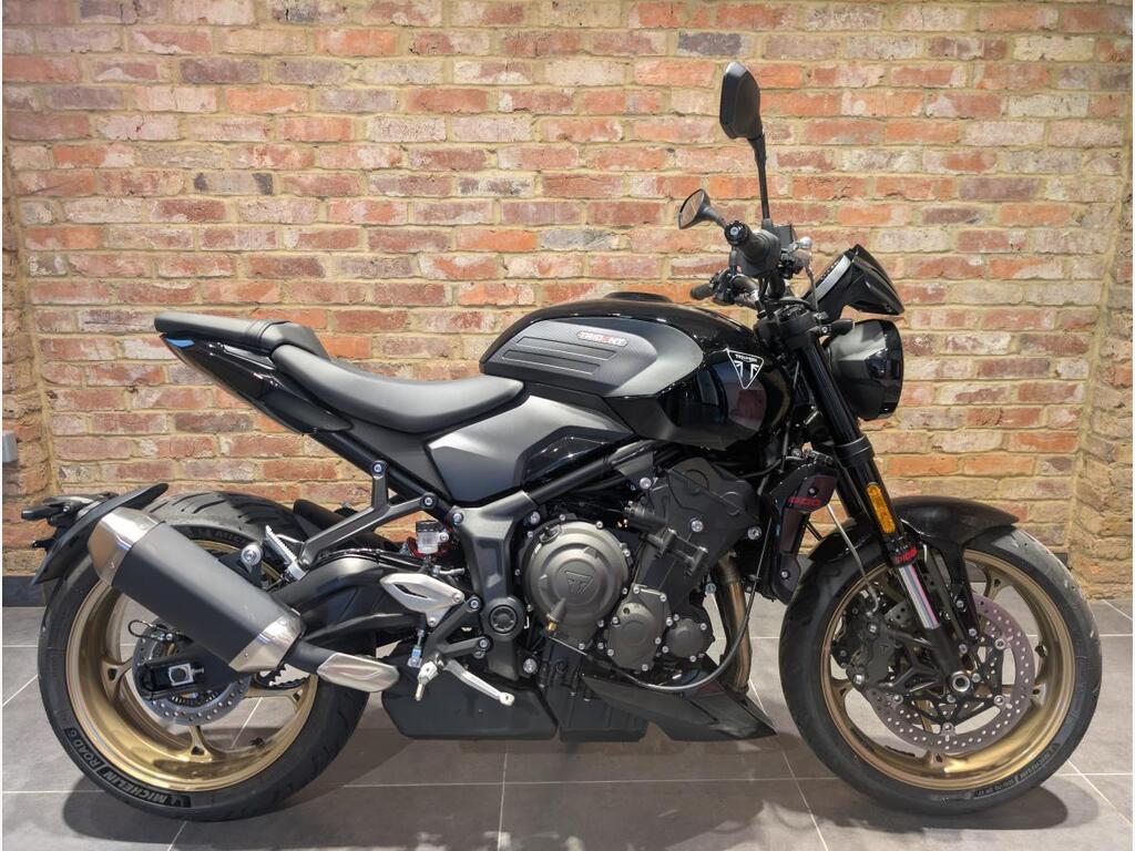 Triumph Trident 800