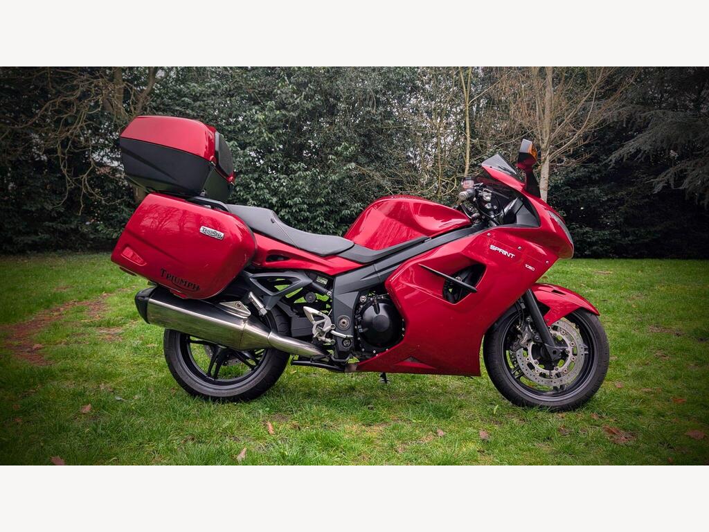Triumph Sprint GT 1050