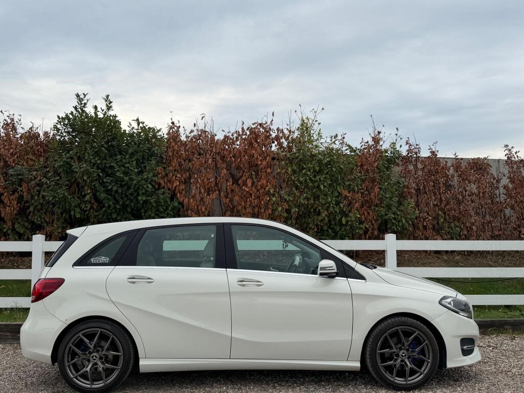 2015 Mercedes-Benz B Class thumbnail 12