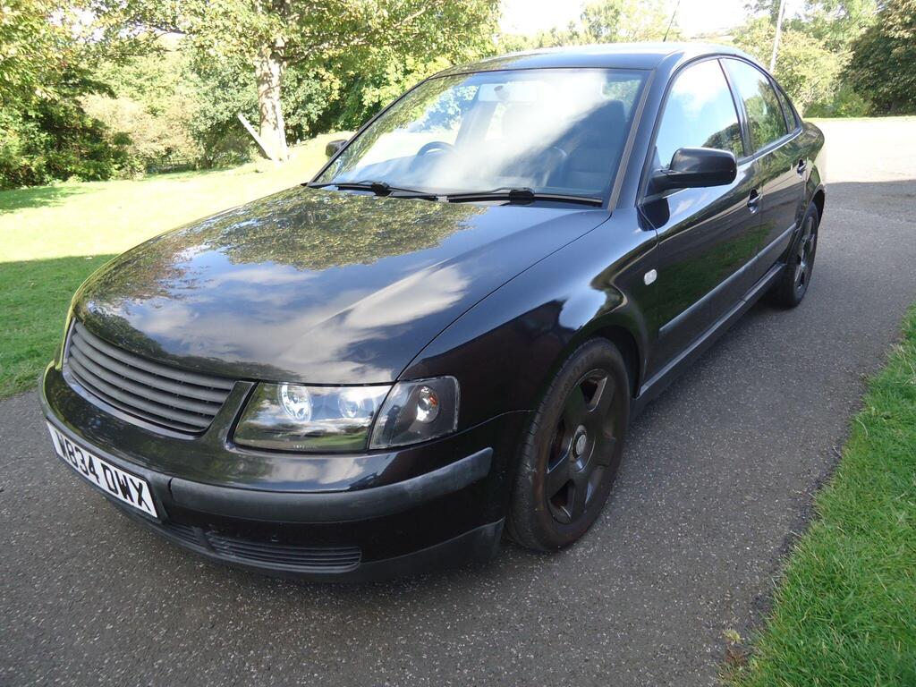 Volkswagen Passat Saloon 1.8 20v S 4dr