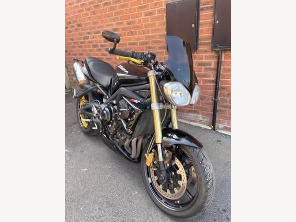 Triumph Street Triple 675
