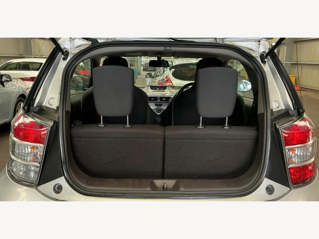 2010 Toyota iQ thumbnail 9
