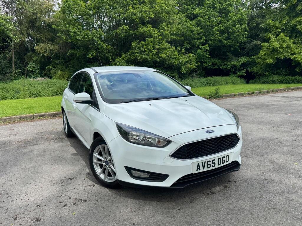 Ford Focus Hatchback 1.0T EcoBoost Zetec Euro 6 (s/s) 5dr