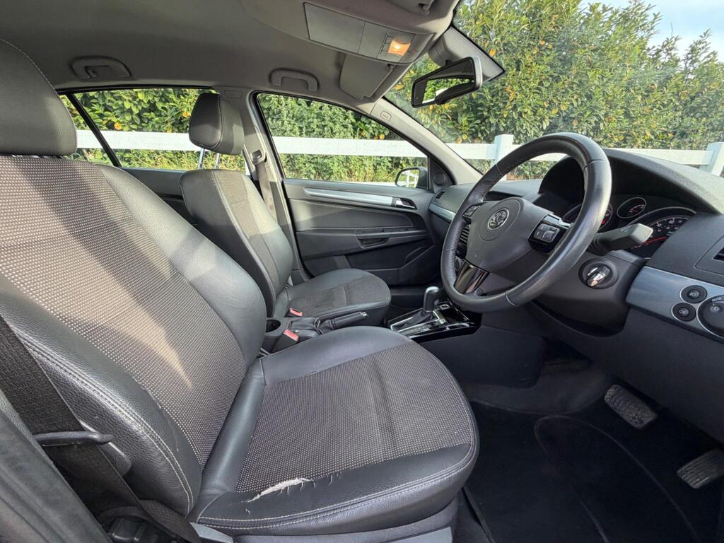 2009 Vauxhall Astra thumbnail 15