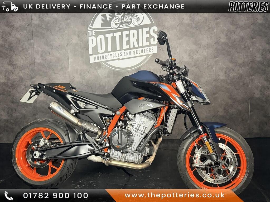 KTM 890 Duke