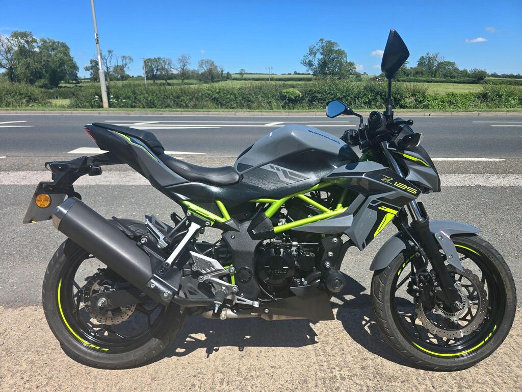 Kawasaki Z125 Naked 125 Supernaked Euro 5