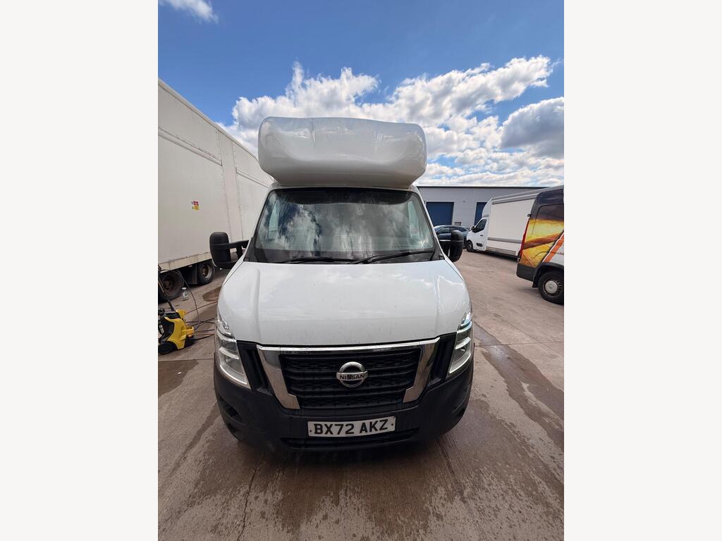 Nissan Interstar
