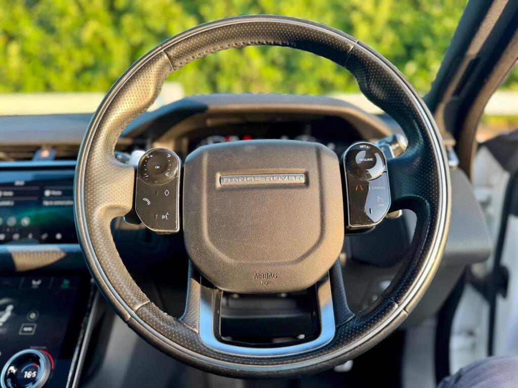 Land Rover Range Rover Velar 2.0 D240 R-Dynamic S Auto 4WD Euro 6 (s/s) 5dr thumbnail 26
