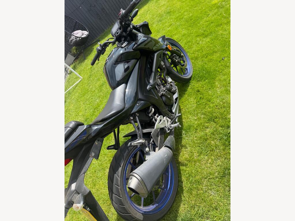 Suzuki GSX-S125