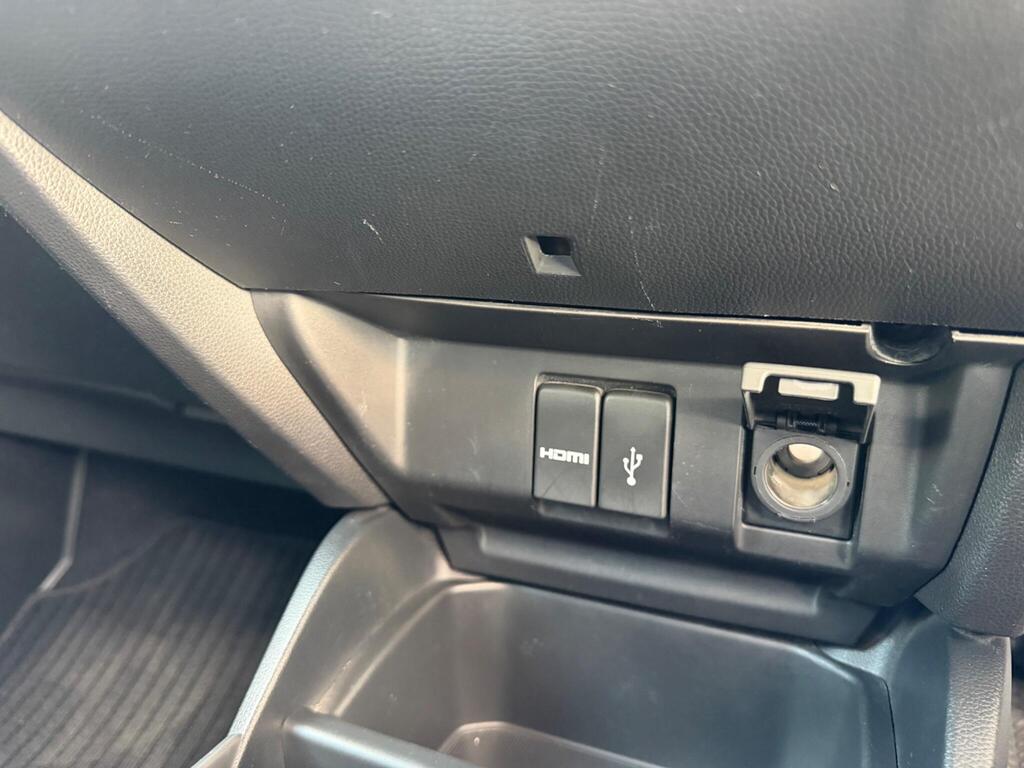 2014 Honda Jazz thumbnail 24