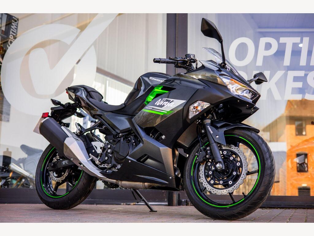 Kawasaki Ninja 400