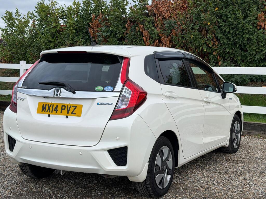 2014 Honda Jazz thumbnail 13