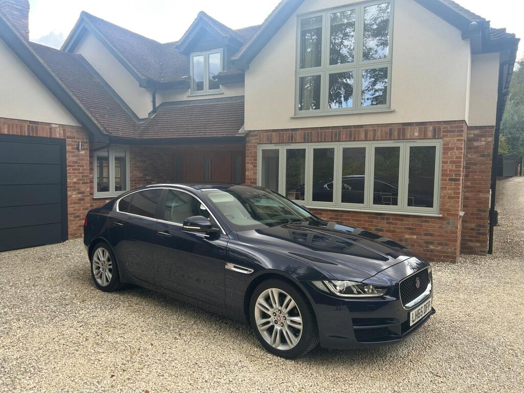 Jaguar XE Saloon 2.0d Portfolio Auto Euro 6 (s/s) 4dr