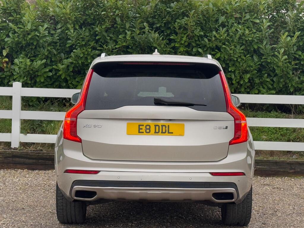 Volvo XC90 2.0 D5 Inscription Geartronic 4WD Euro 6 (s/s) 5dr thumbnail 3