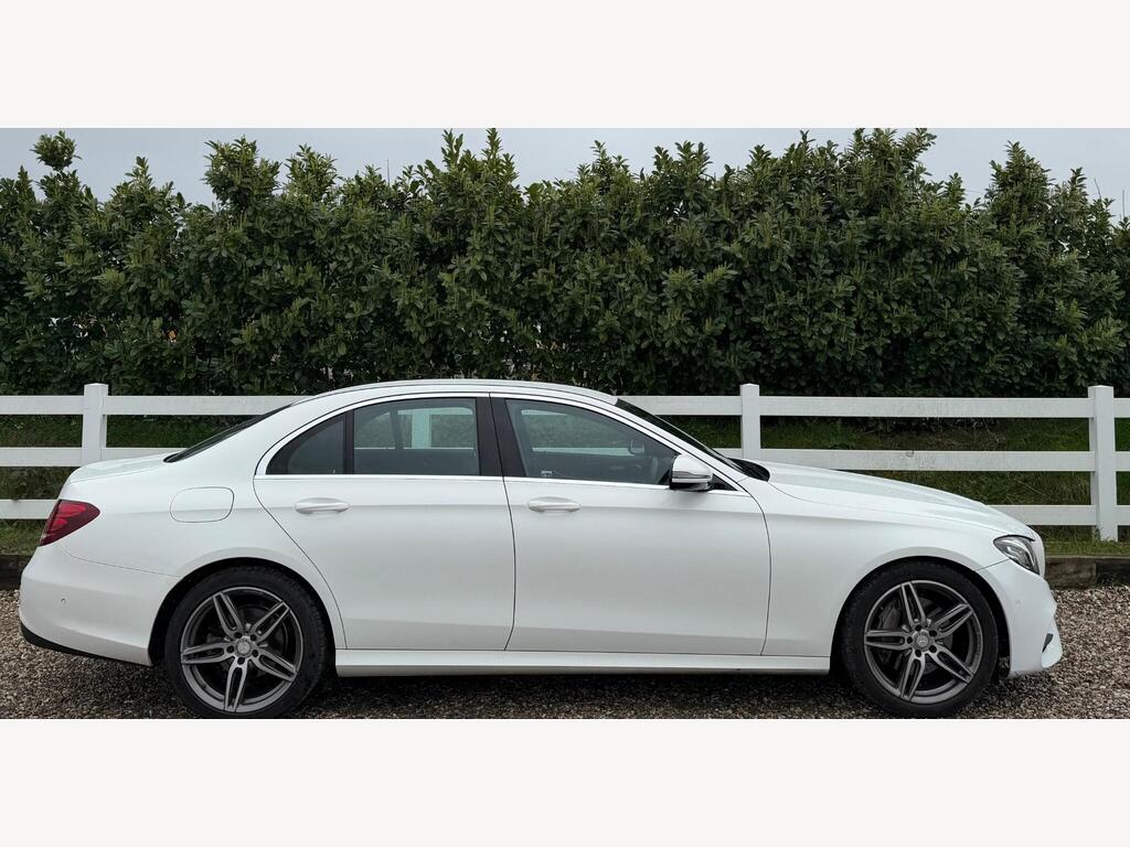 2016 Mercedes-Benz E Class thumbnail 15