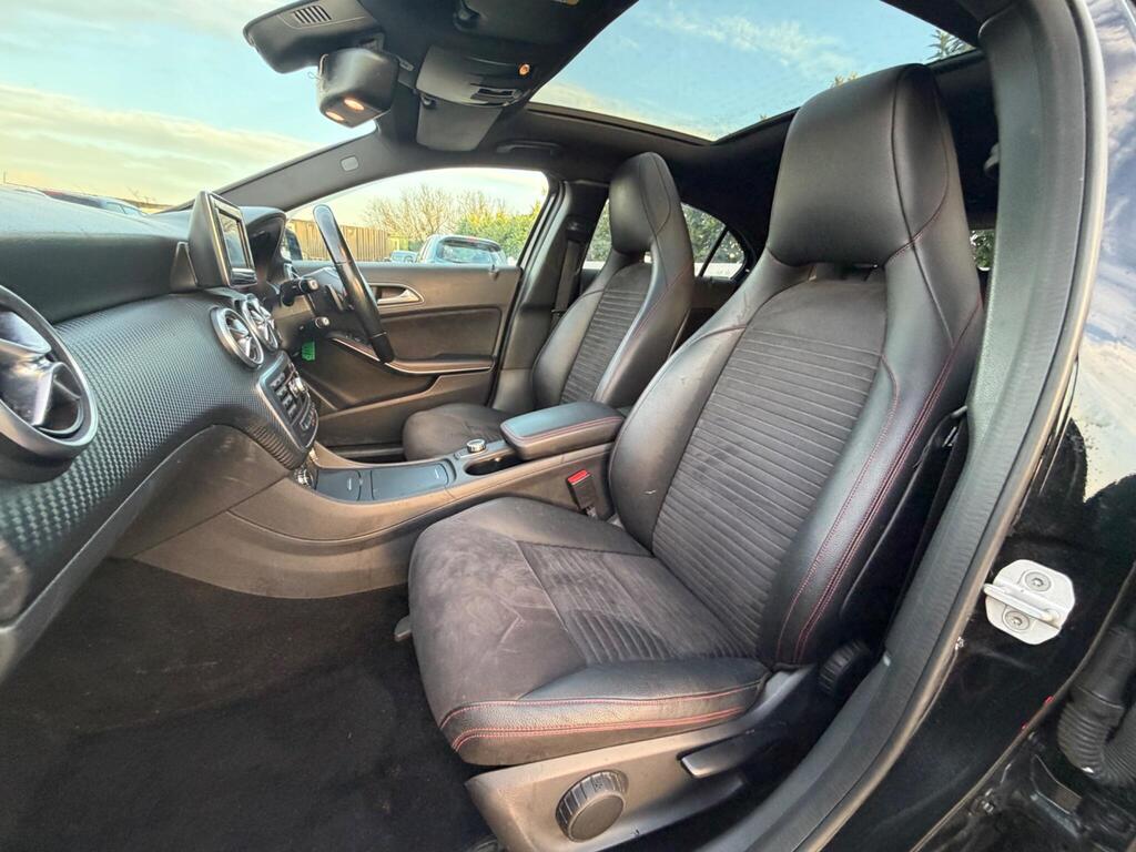 2015 Mercedes-Benz A Class thumbnail 30