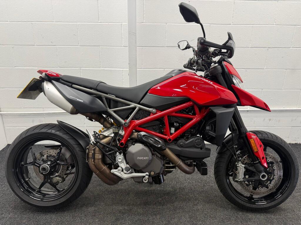 Ducati Hypermotard 950