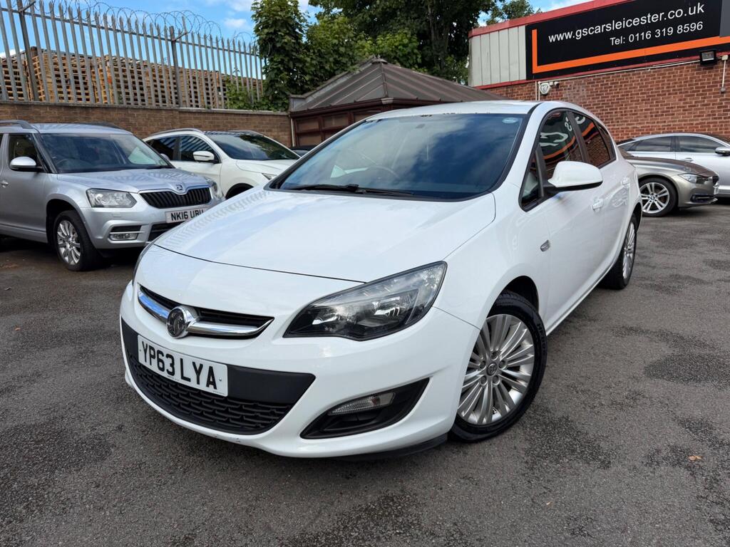 Vauxhall Astra Hatchback 1.7 CDTi ecoFLEX Energy Euro 5 5dr