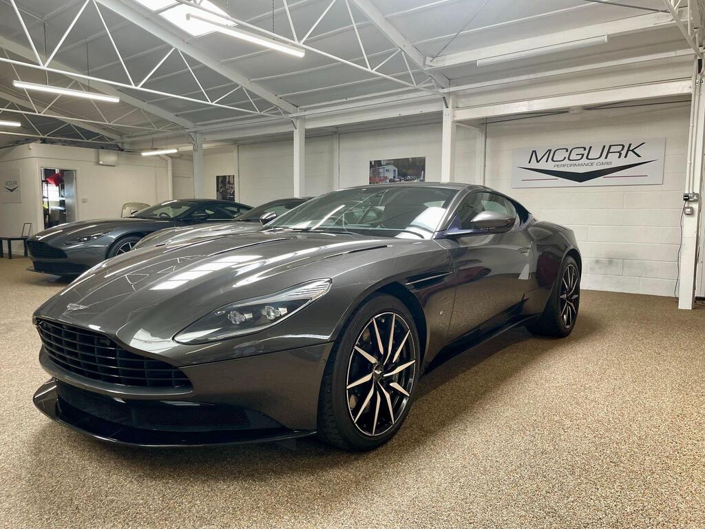 Aston Martin DB11