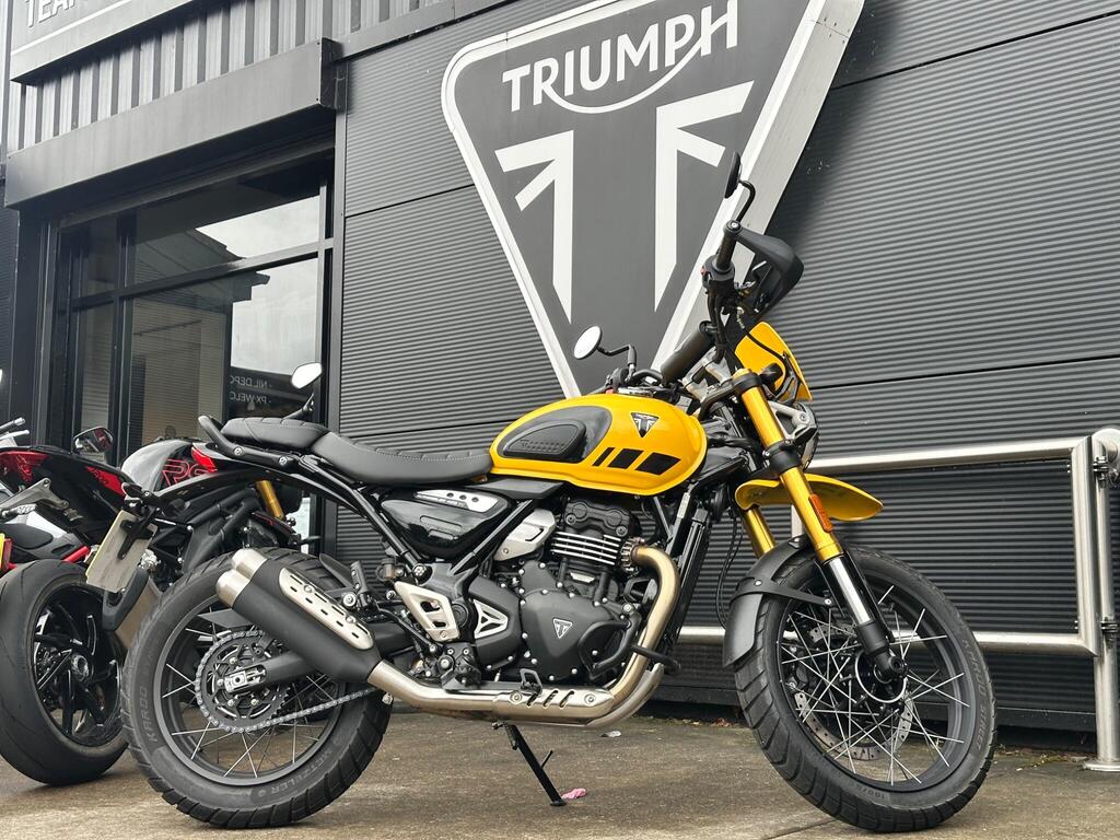 Triumph Scrambler 400 XC