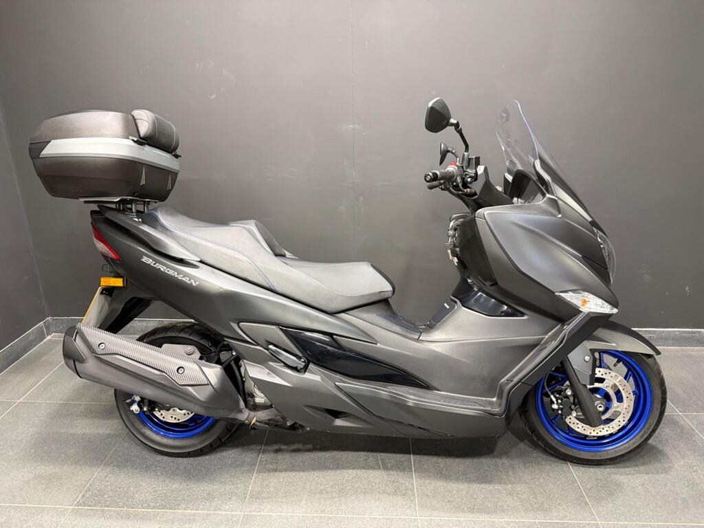 Suzuki Burgman 400
