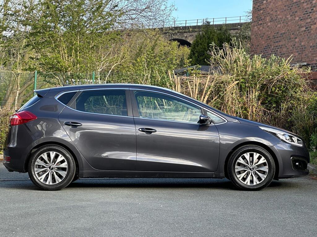 Kia Ceed Hatchback 1.6 CRDi 3 Euro 6 (s/s) 5dr