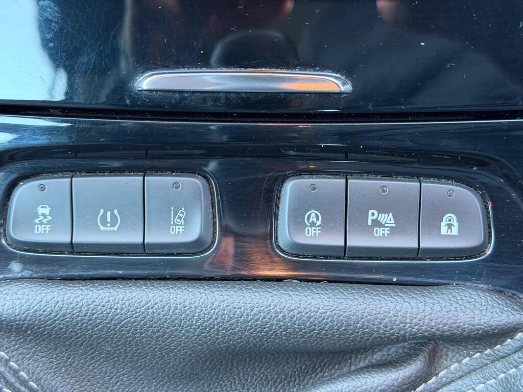 Vauxhall Grandland X 1.2 Turbo SE Euro 6 (s/s) 5dr thumbnail 26