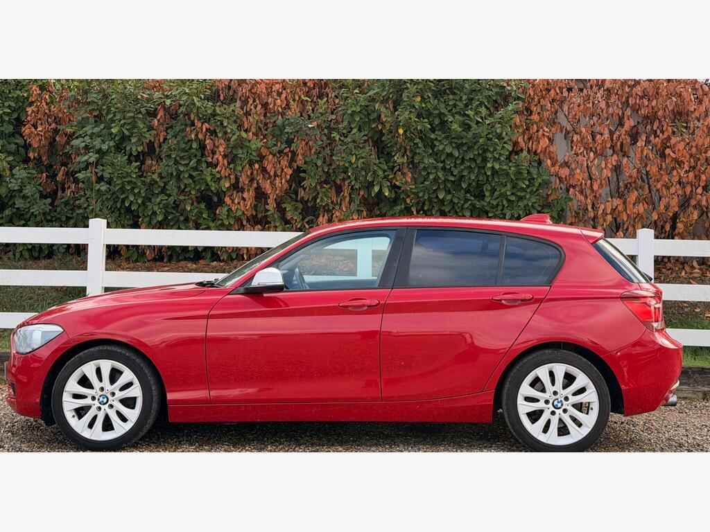 2013 BMW 1 Series thumbnail 14