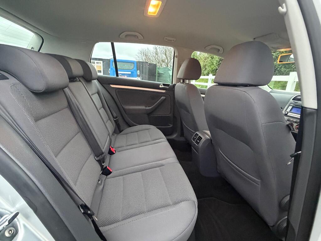 2008 Volkswagen Golf thumbnail 19