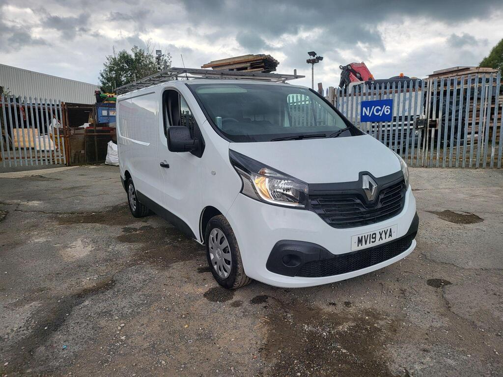 Renault Trafic Panel Van 1.6 dCi 27 Business+ SWB Standard Roof Euro 6 5dr