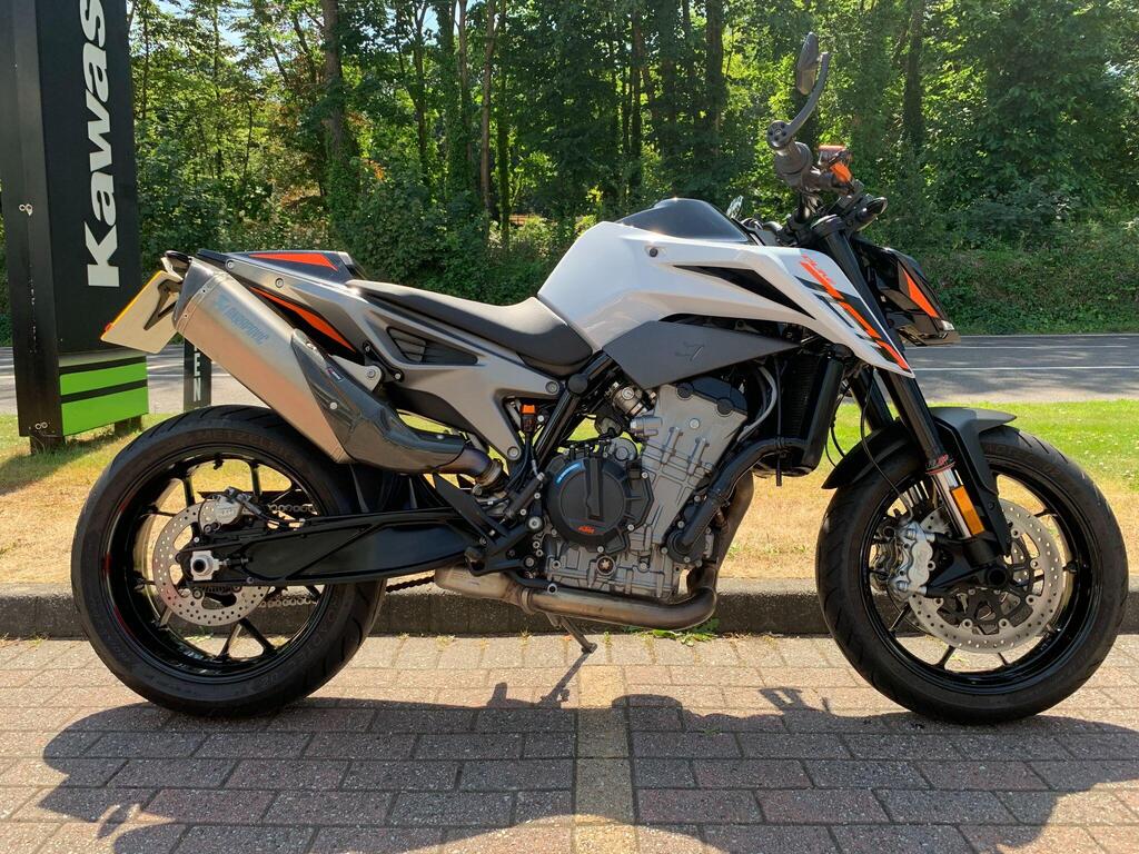 KTM 790 Duke