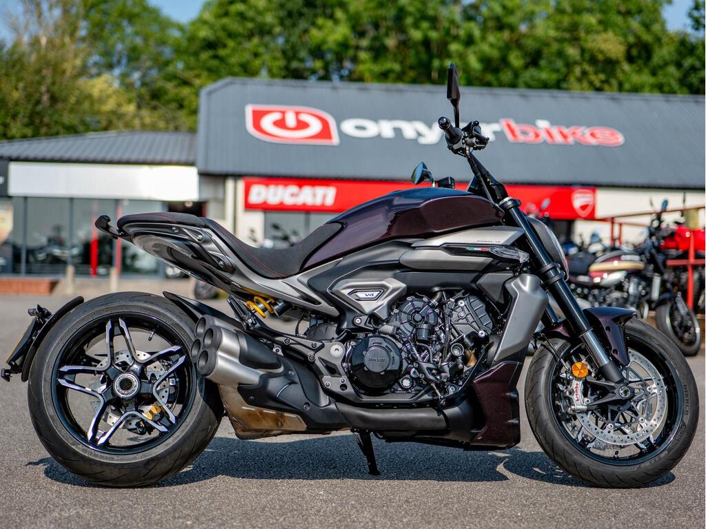Ducati XDiavel V4