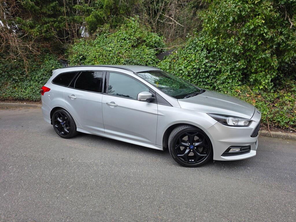 Ford Focus Estate 2.0T EcoBoost ST-1 Euro 6 (s/s) 5dr