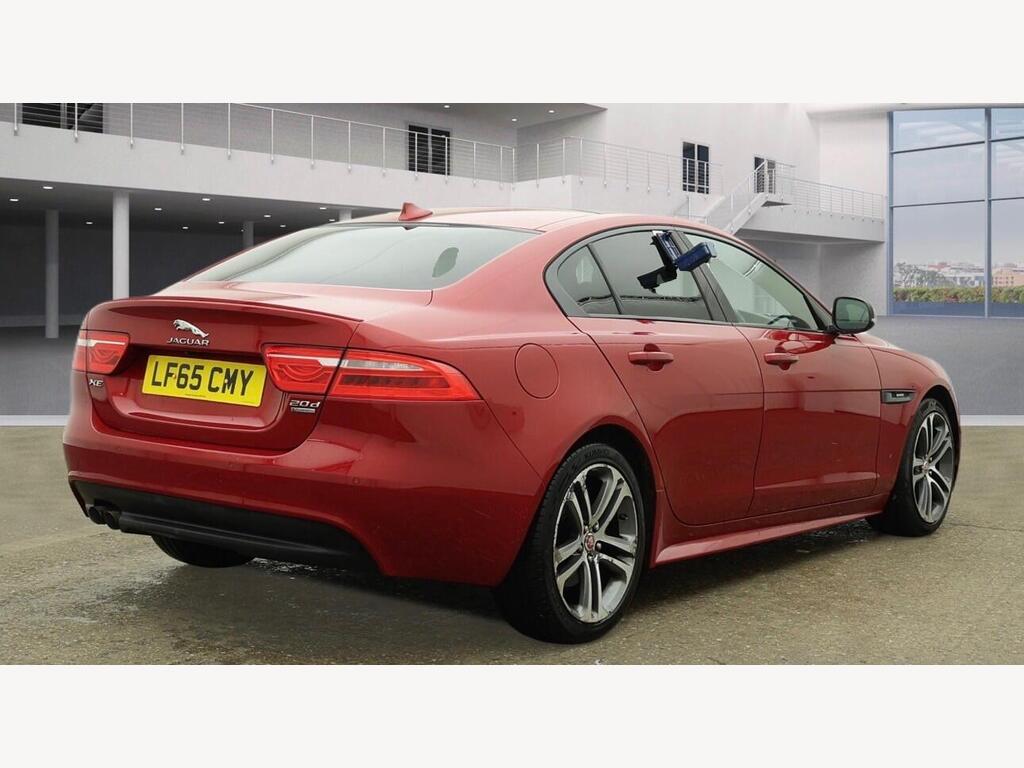 2015 Jaguar XE thumbnail 6