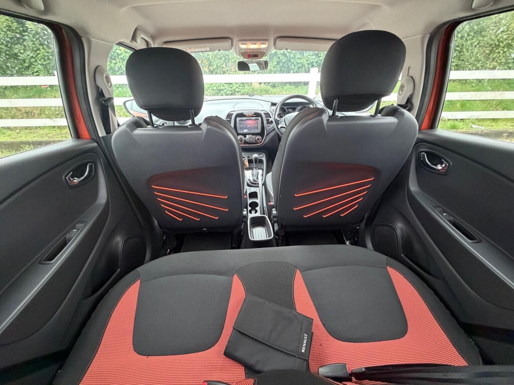 2015 Renault Captur thumbnail 17