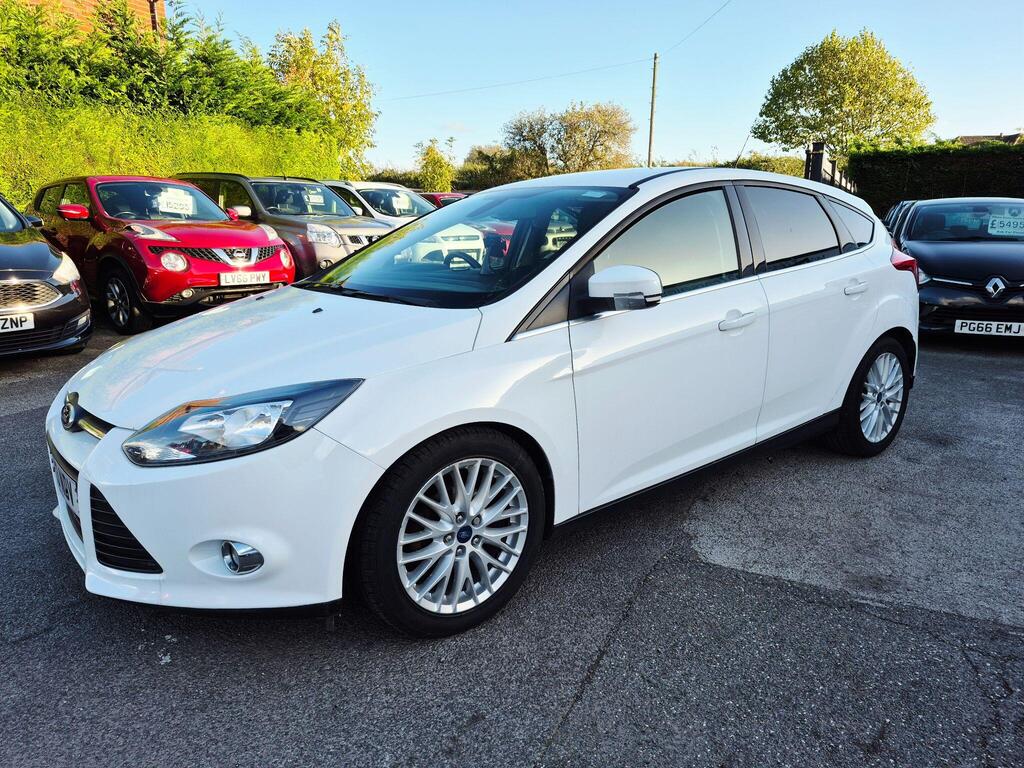 Ford Focus Hatchback 1.6 TDCi Zetec Euro 5 (s/s) 5dr