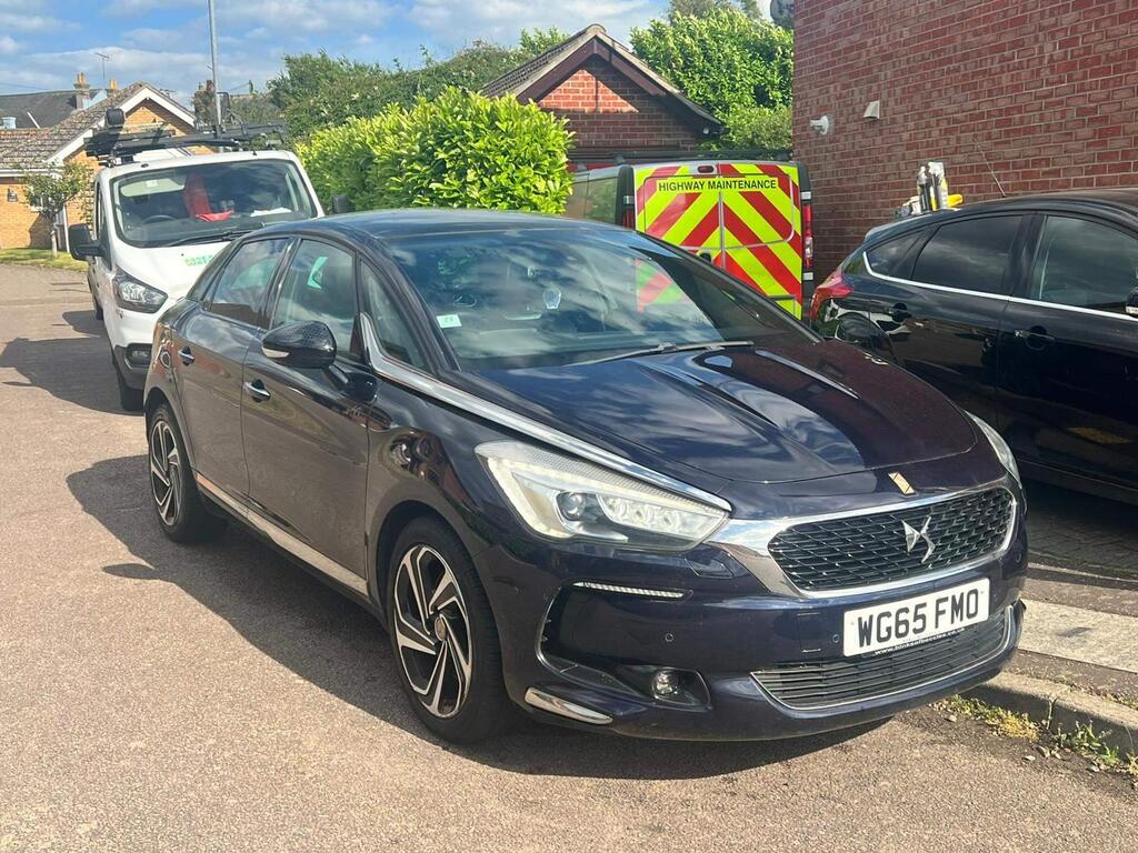 DS AUTOMOBILES DS 5