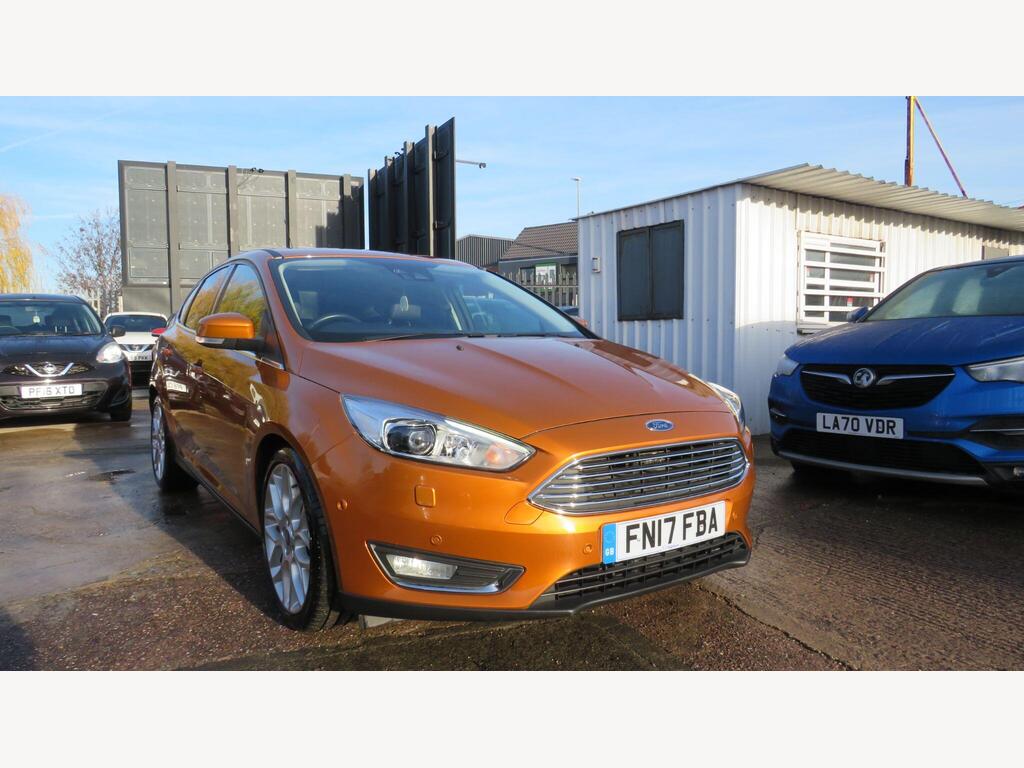 Ford Focus Hatchback 1.0T EcoBoost Titanium X Euro 6 (s/s) 5dr