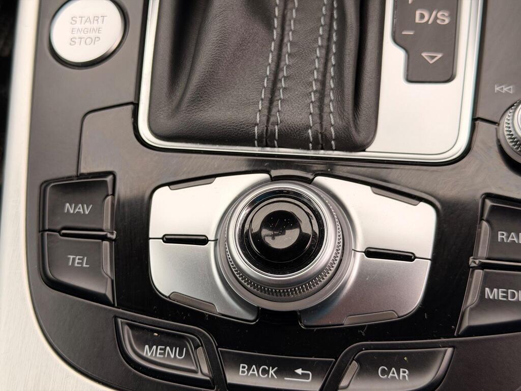 2014 Audi A4 Avant thumbnail 37