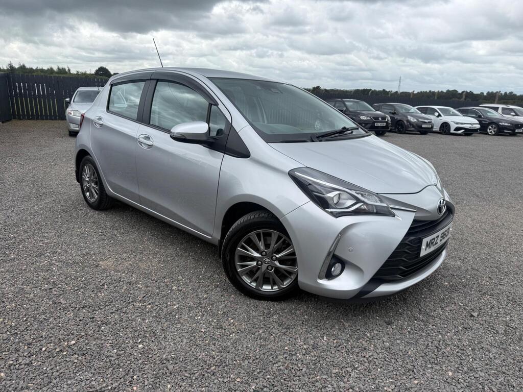 Toyota Yaris Hatchback 1.5 VVT-i Icon Tech Euro 6 5dr