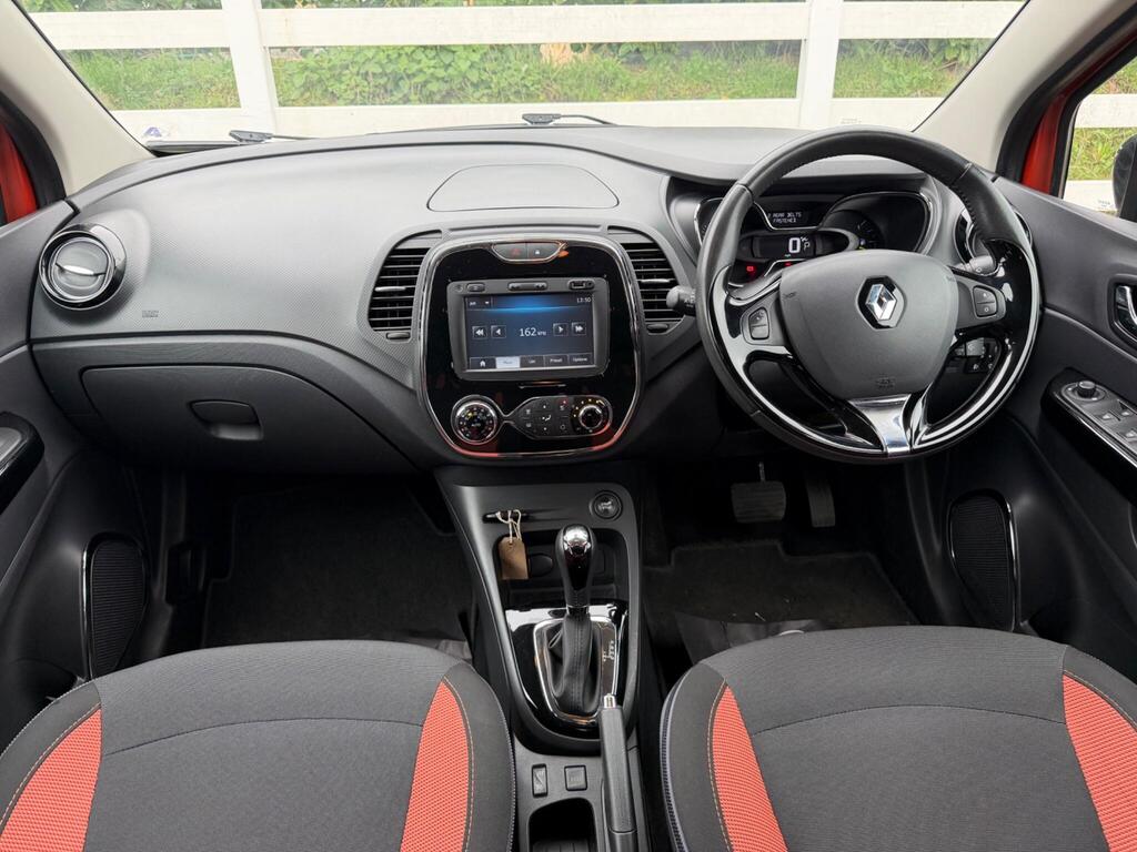 2015 Renault Captur thumbnail 15