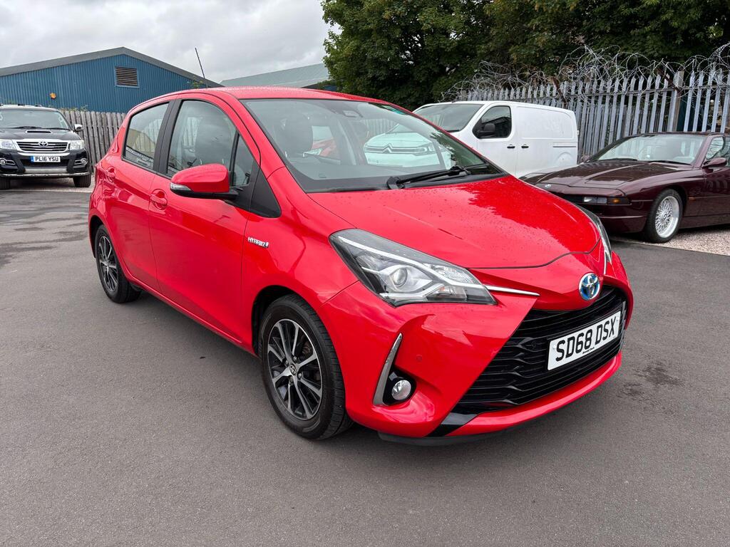 Toyota Yaris Hatchback 1.5 VVT-h Icon Tech E-CVT Euro 6 (s/s) 5dr
