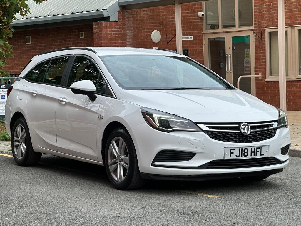Vauxhall Astra Estate 1.6 CDTi BlueInjection Design Sports Tourer Euro 6 (s/s) 5dr