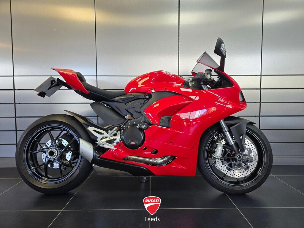 Ducati Panigale V2