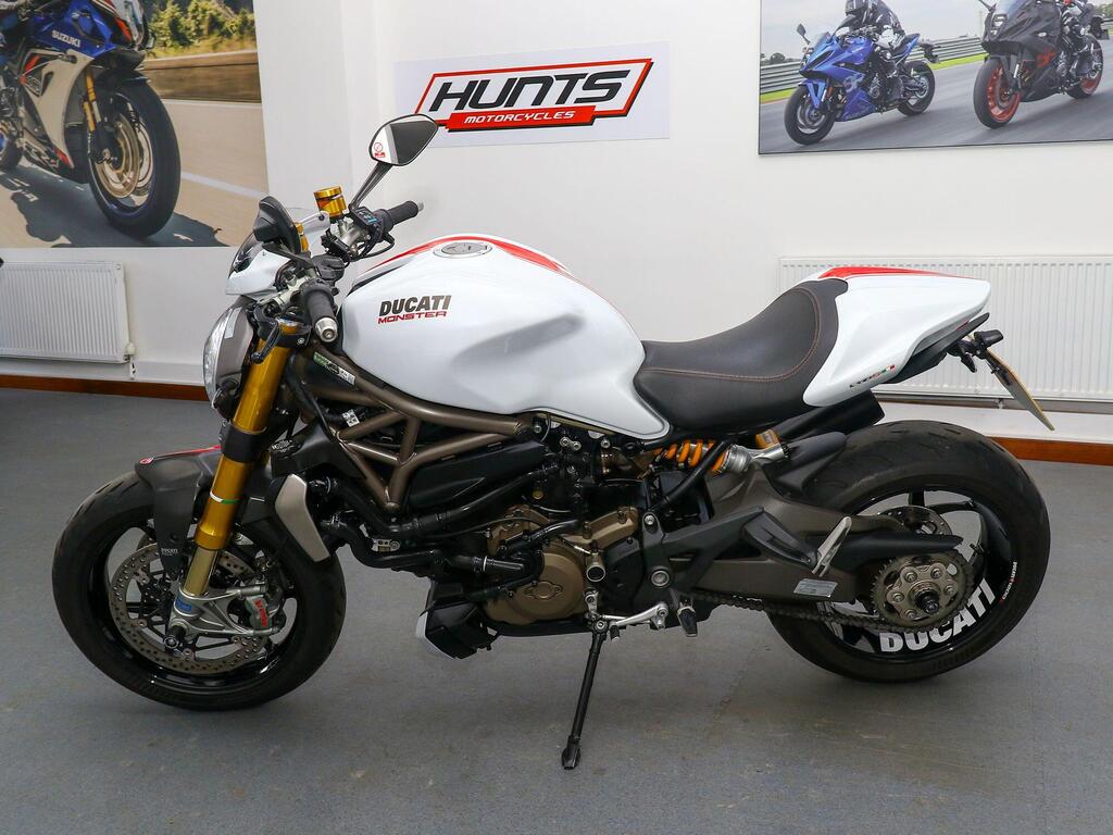 Ducati Monster 1200