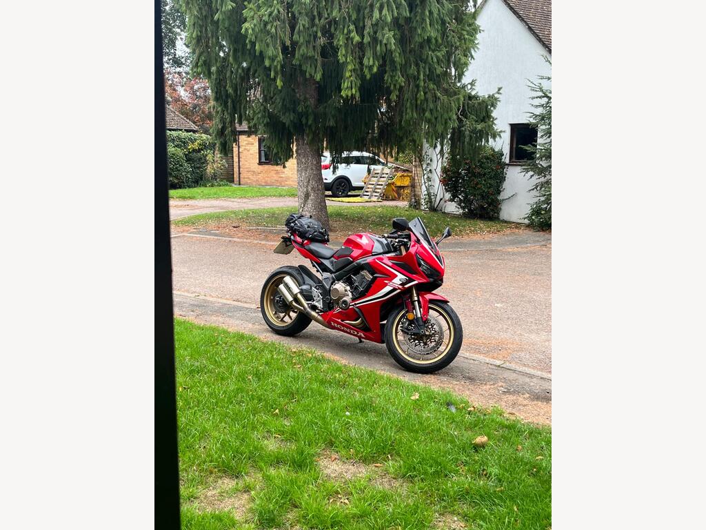 Honda CBR650R