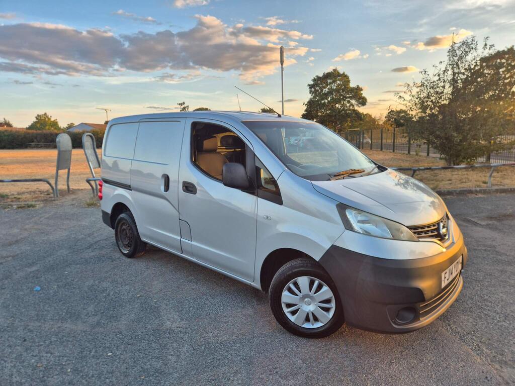 Nissan NV200