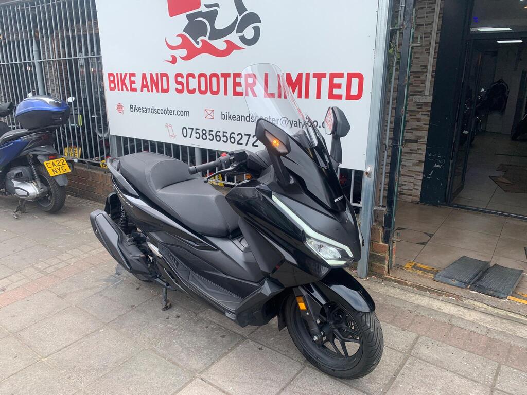 Honda Forza 350 Scooter 350 CVT V-Belt Euro 5