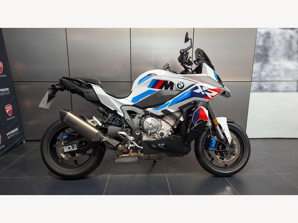 BMW M 1000 XR